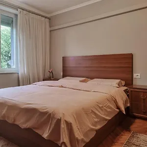 Center Cozy Apartment Tirana